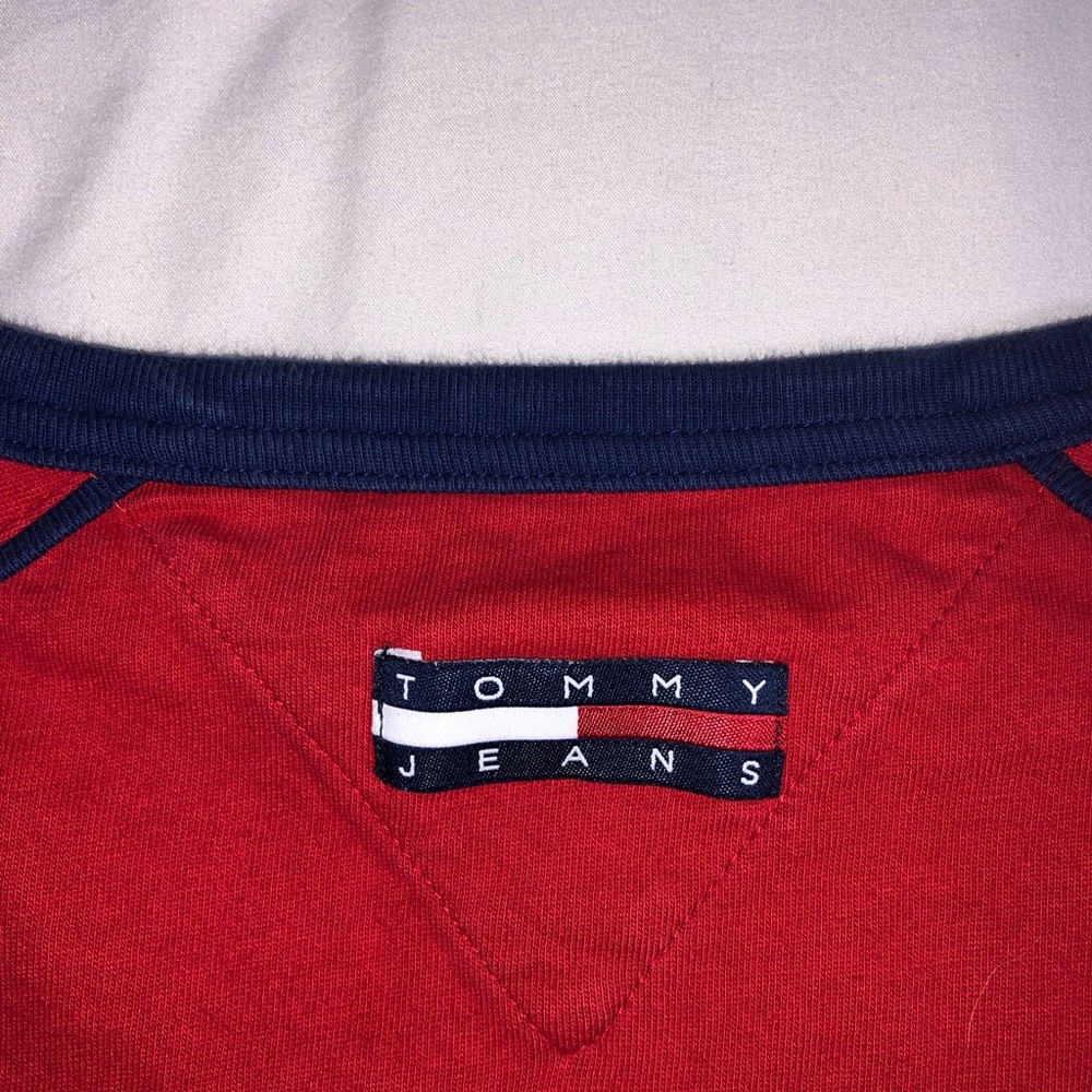 Vintage Tommy Jeans Tee - Picture 5 of 5